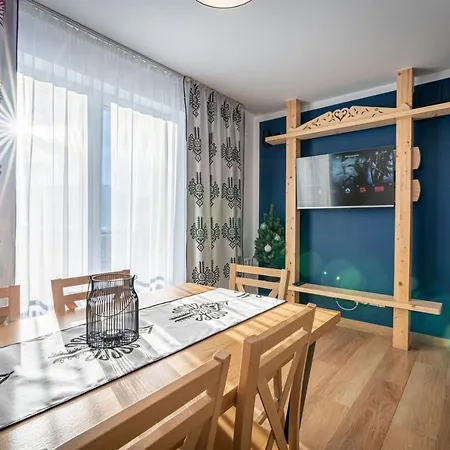 Aparteo Pod Wierchem * コシチェリスコ